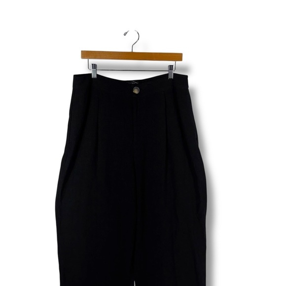 ASOS Design High Rise Relaxed Pleated Front Linen Blend Pants, Black, Size 12 - Picture 3 of 9